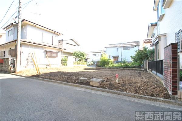 Local photos, including front road