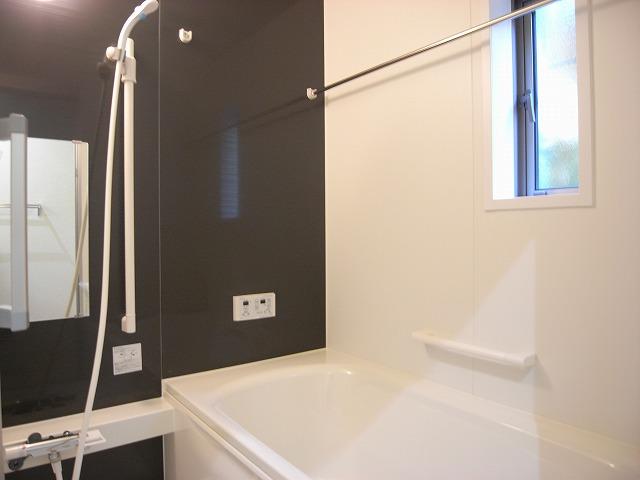 Bathroom. Indoor (11 May 2013) Shooting