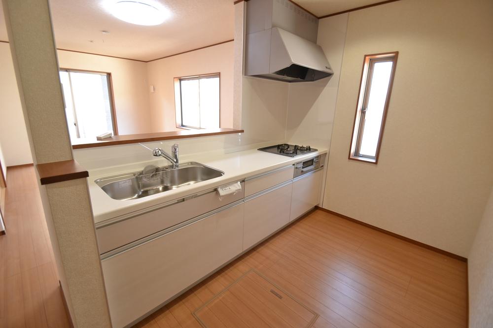 Kitchen. Indoor (11 May 2013) Shooting 7 Building