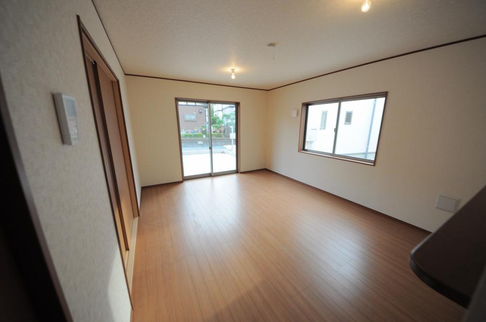 Living. Indoor (11 May 2013) Shooting