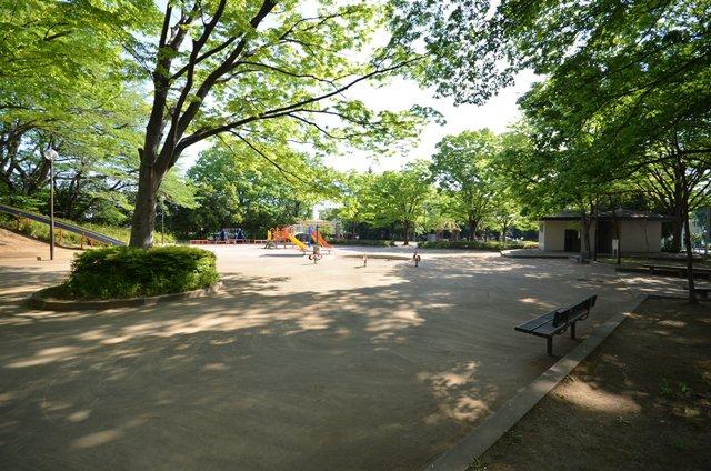 park. 620m to Fujimi Park