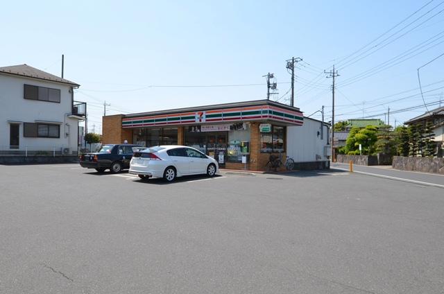 Convenience store. 230m to Seven-Eleven