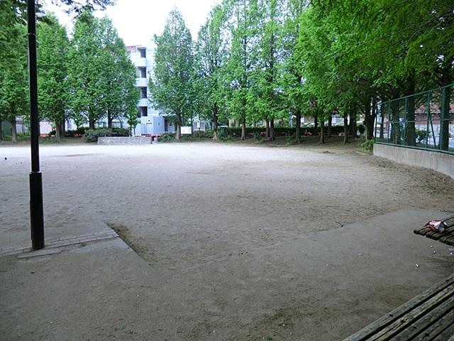 park. 450m to Nagano park