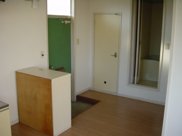 Kitchen.  ※ Photo, Room 201 ・ The property is inverted