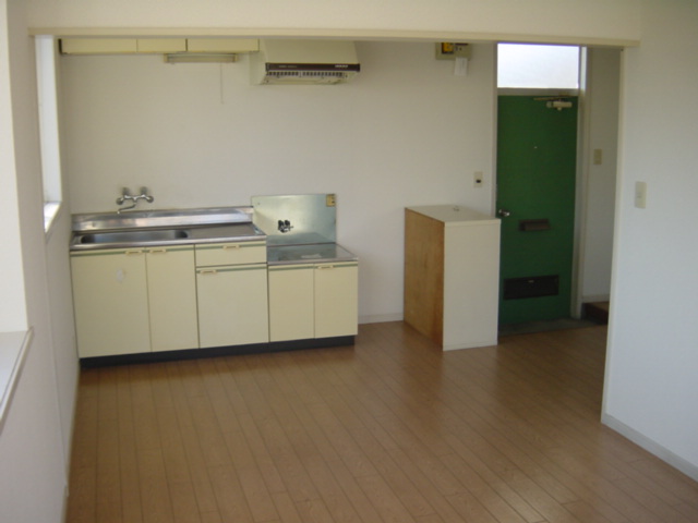 Living and room.  ※ Photo, Room 201 ・ The property is inverted