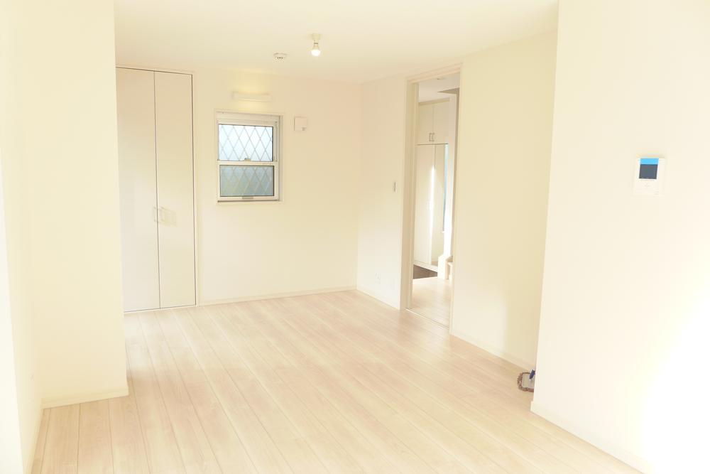 Living. Indoor (12 May 2013) Shooting