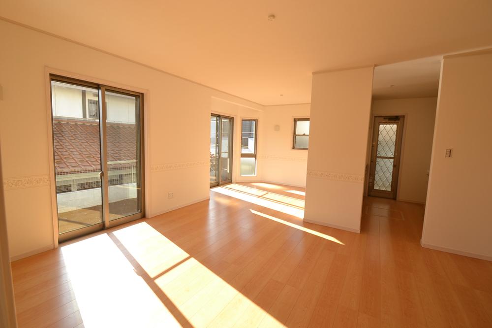 Living. Indoor (10 May 2013) Shooting