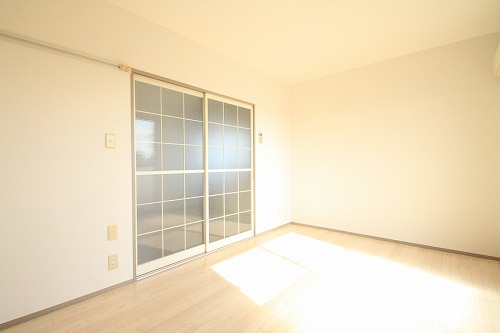 Living and room. ※ For the exit plan, Same building ・ It is a photograph of another room.