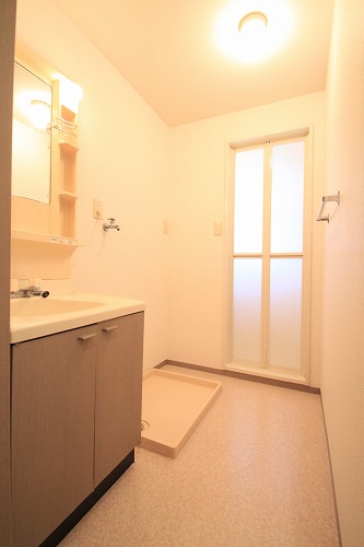 Washroom. ※ For the exit plan, Same building ・ It is a photograph of another room.