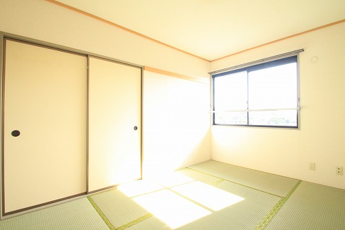 Other room space. ※ For the exit plan, Same building ・ It is a photograph of another room.