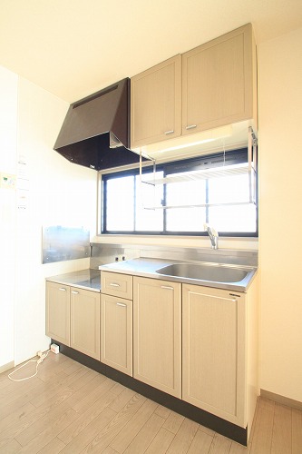 Kitchen. ※ For the exit plan, Same building ・ It is a photograph of another room.