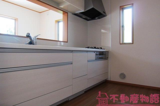 Same specifications photo (kitchen)