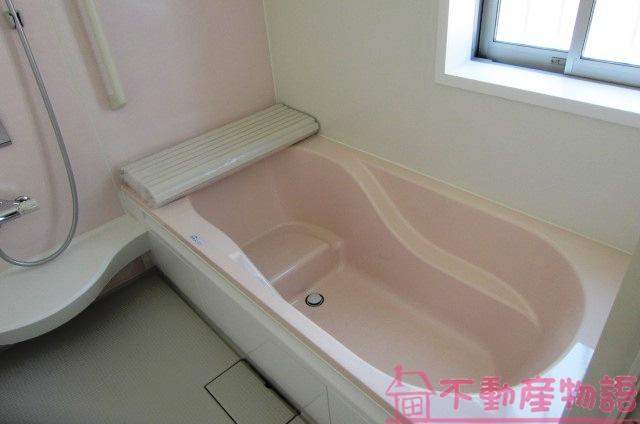 Same specifications photo (bathroom)