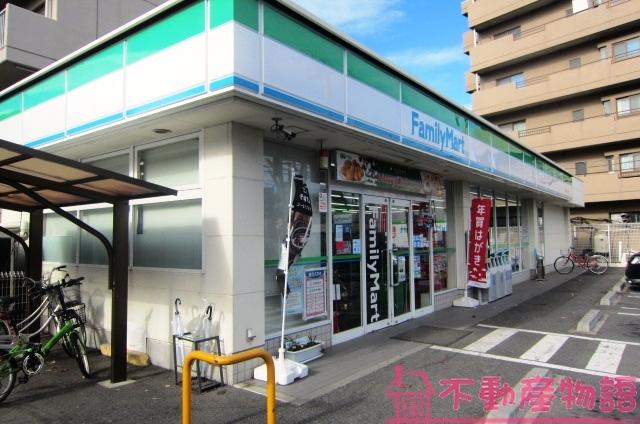 Convenience store. FamilyMart 472m until sakado station south zelkova dori