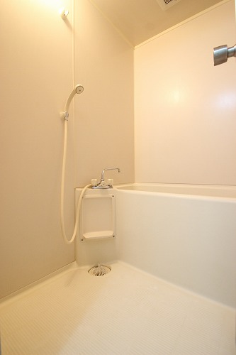 Bath. Apamanshop Tsurugashima shop TEL: 049-233-7511