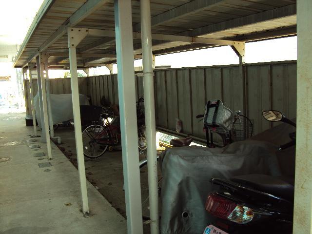 Other common areas. Place for storing bicycles