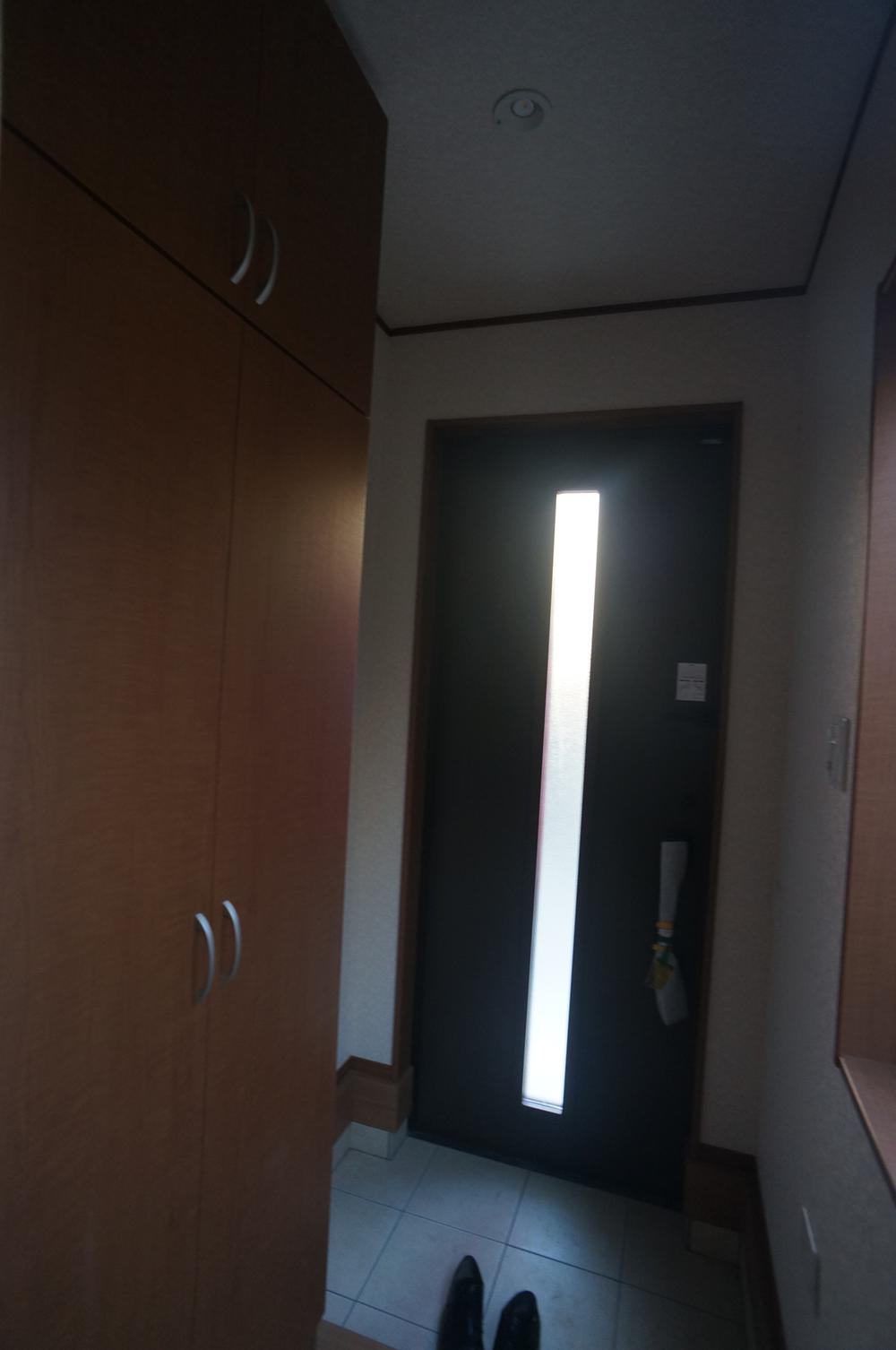 Entrance. Indoor (11 May 2013) Shooting