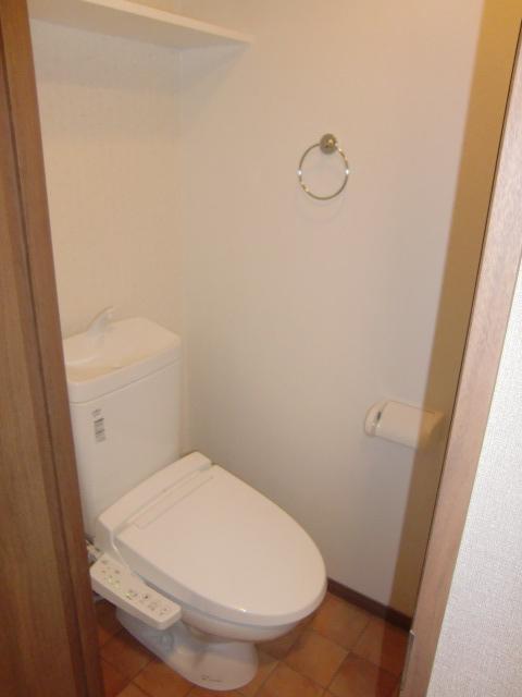 Toilet. Toilet (under construction)