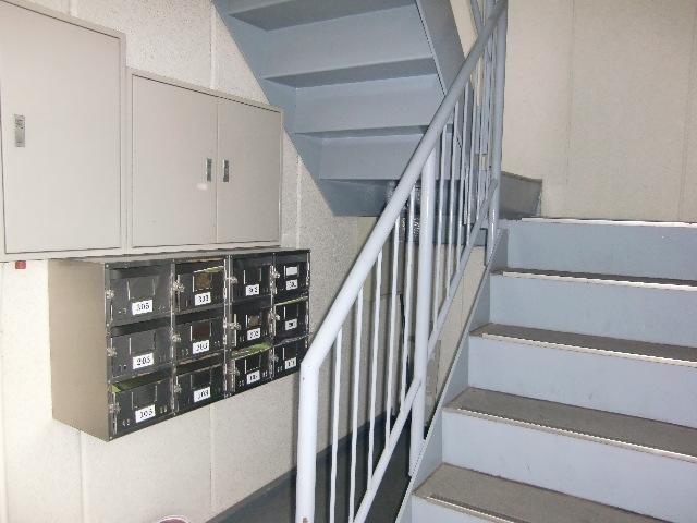 Other common areas. Mailbox