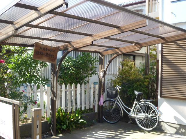 Other common areas. Bicycle-parking space