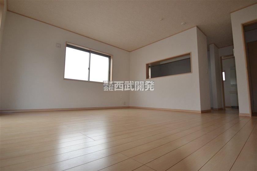 Same specifications photos (living). Same specifications Photos Placement ・ Color, etc. are different.