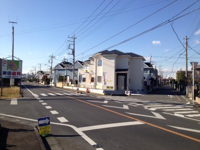 Local photos, including front road. Indoor (12 May 2013) Shooting