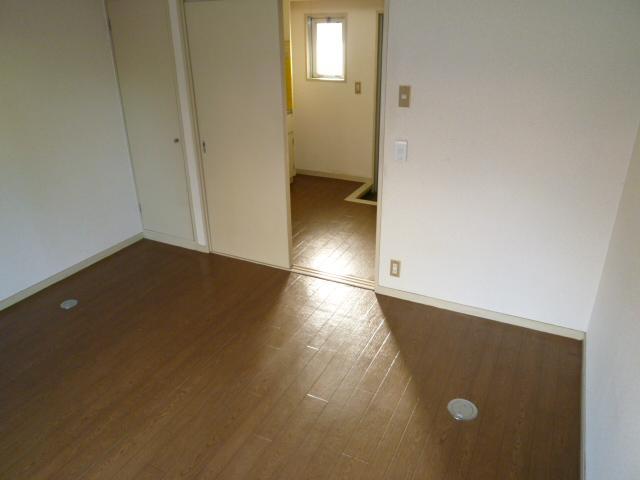 Other room space. Room 2