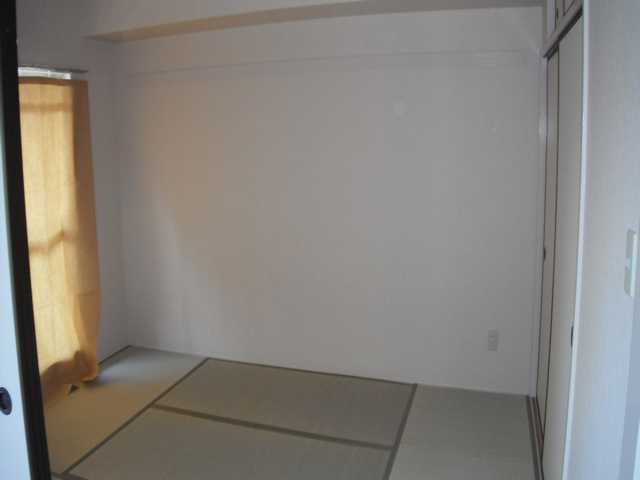 Other room space. Japanese-style rooms can be relaxed widely