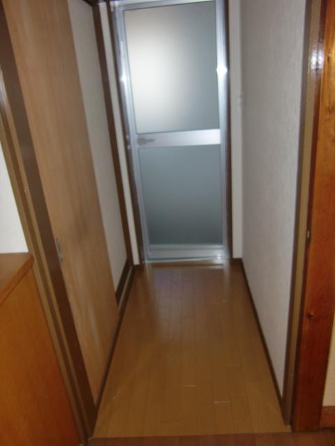 Other room space. Room 2