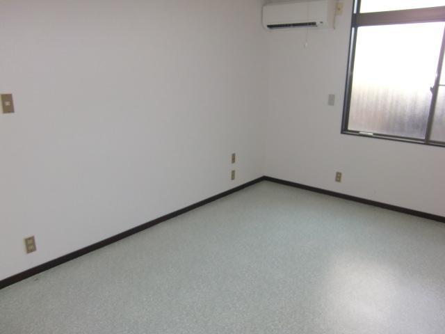 Living and room. room