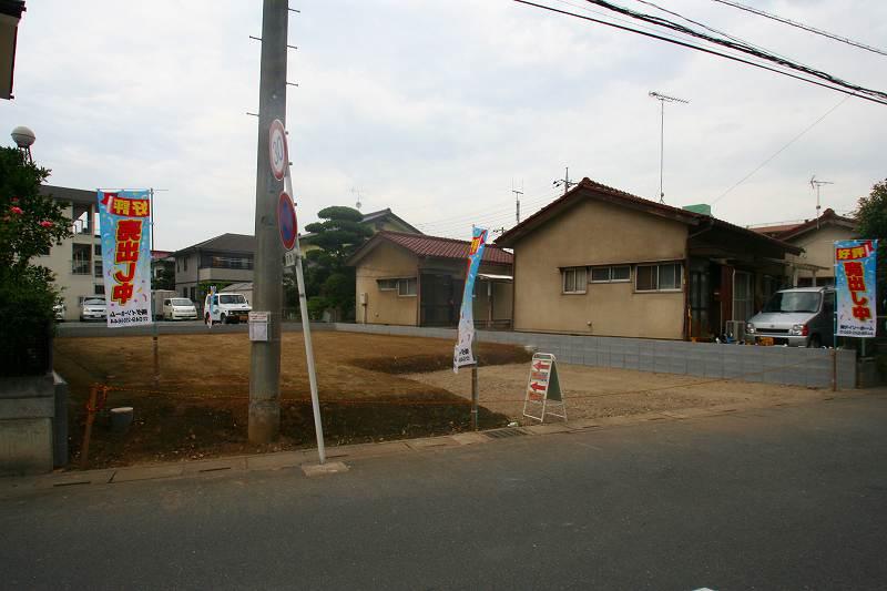 Local photos, including front road