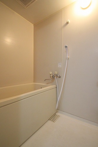 Bath. Is a bath-out add fueled! 