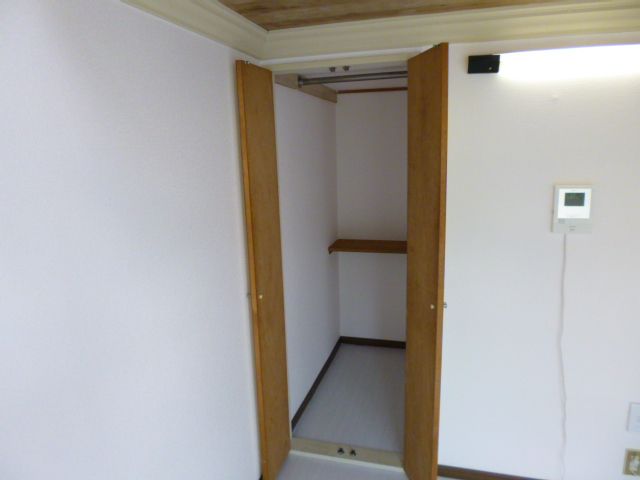 Receipt. Because storage is, It can be a room to clean.