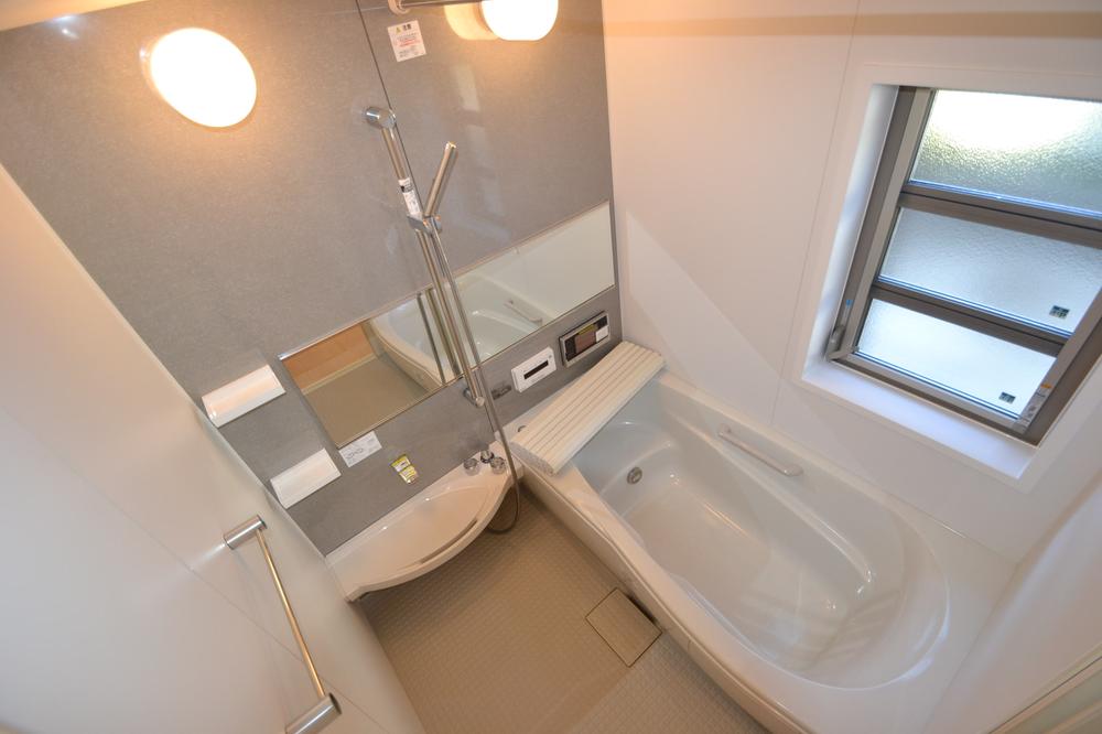 Same specifications photo (bathroom). Color ・ Arrangement and the like will differ.  For more details, please contact us. 