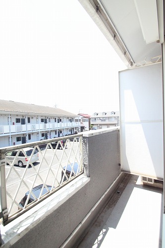 Balcony. In fact of the room will be 1F