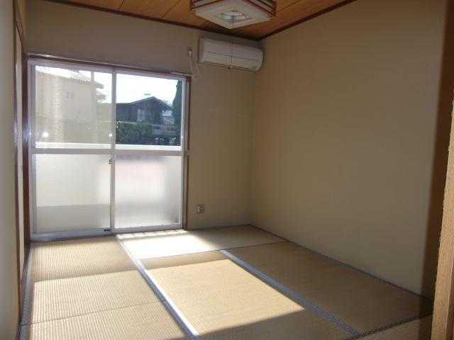 Other room space. Japanese style room