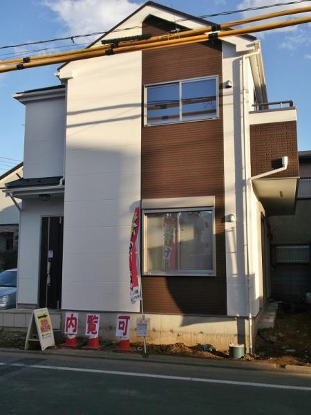 Local photos, including front road