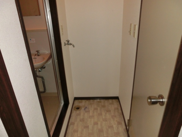 Other Equipment. Indoor Laundry Storage