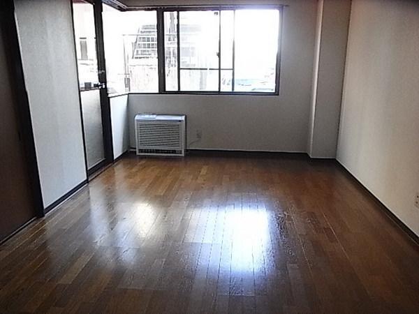 Living and room. This flooring