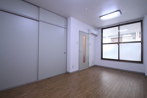 Other room space. Apamanshop Tsurugashima shop TEL: 049-233-7511