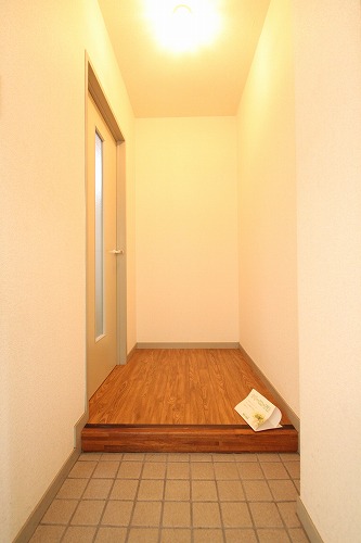 Entrance. Apamanshop Tsurugashima shop TEL: 049-233-7511