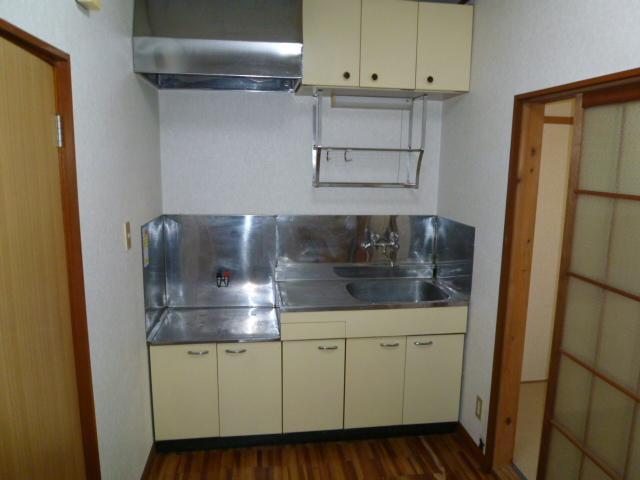 Kitchen. Kitchen (same type)