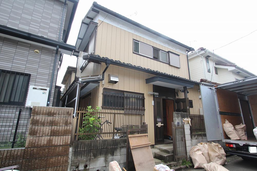 Other local. Exterior Photos