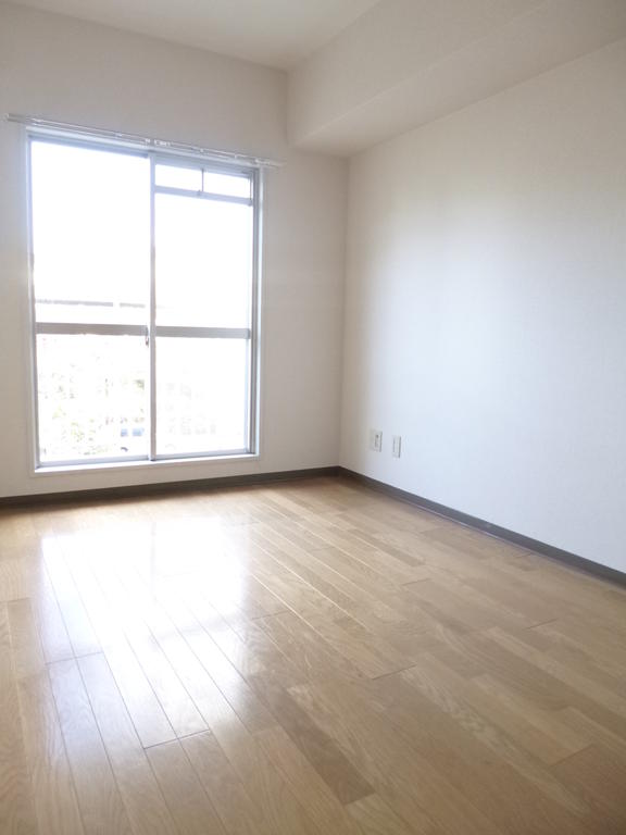 Living and room. How is the room of children