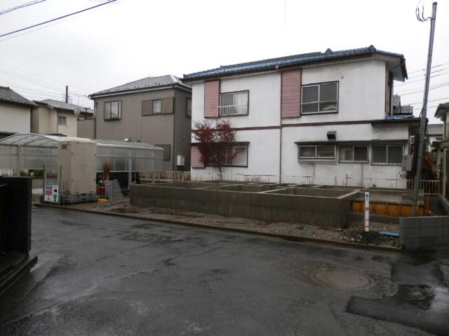 Local appearance photo. Local (12 May 2013) Shooting