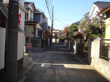 Local photos, including front road. Local (11 May 2013) Shooting