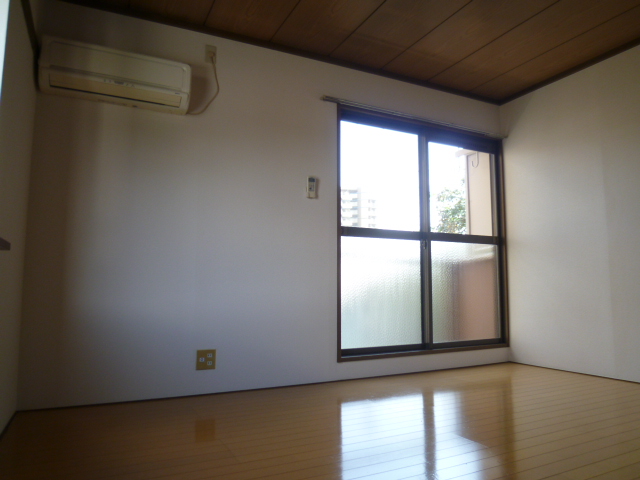 Living and room. Also put small bay window