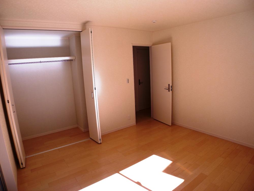 Kitchen. Indoor (11 May 2013) Shooting