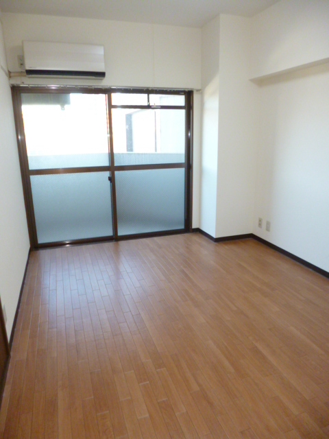 Living and room. Western style room