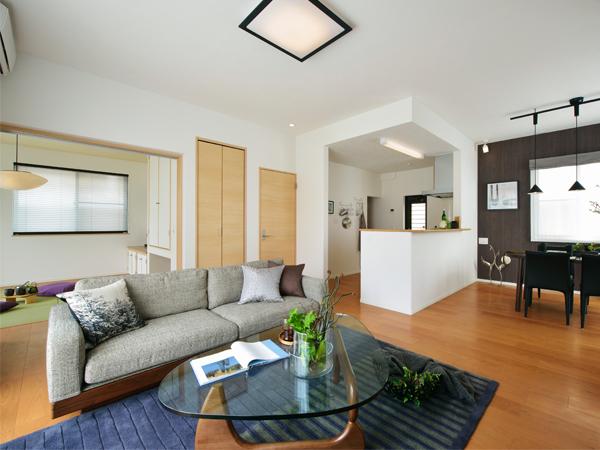 Living. living ※ 1 Building (September 2013 shooting)